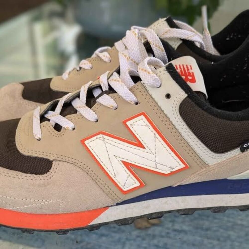 New Balance 574 Mens size 9.5
